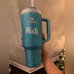 Blinged out Stanley!Just message me on here,DM me on instagram (dollee.diamonds)